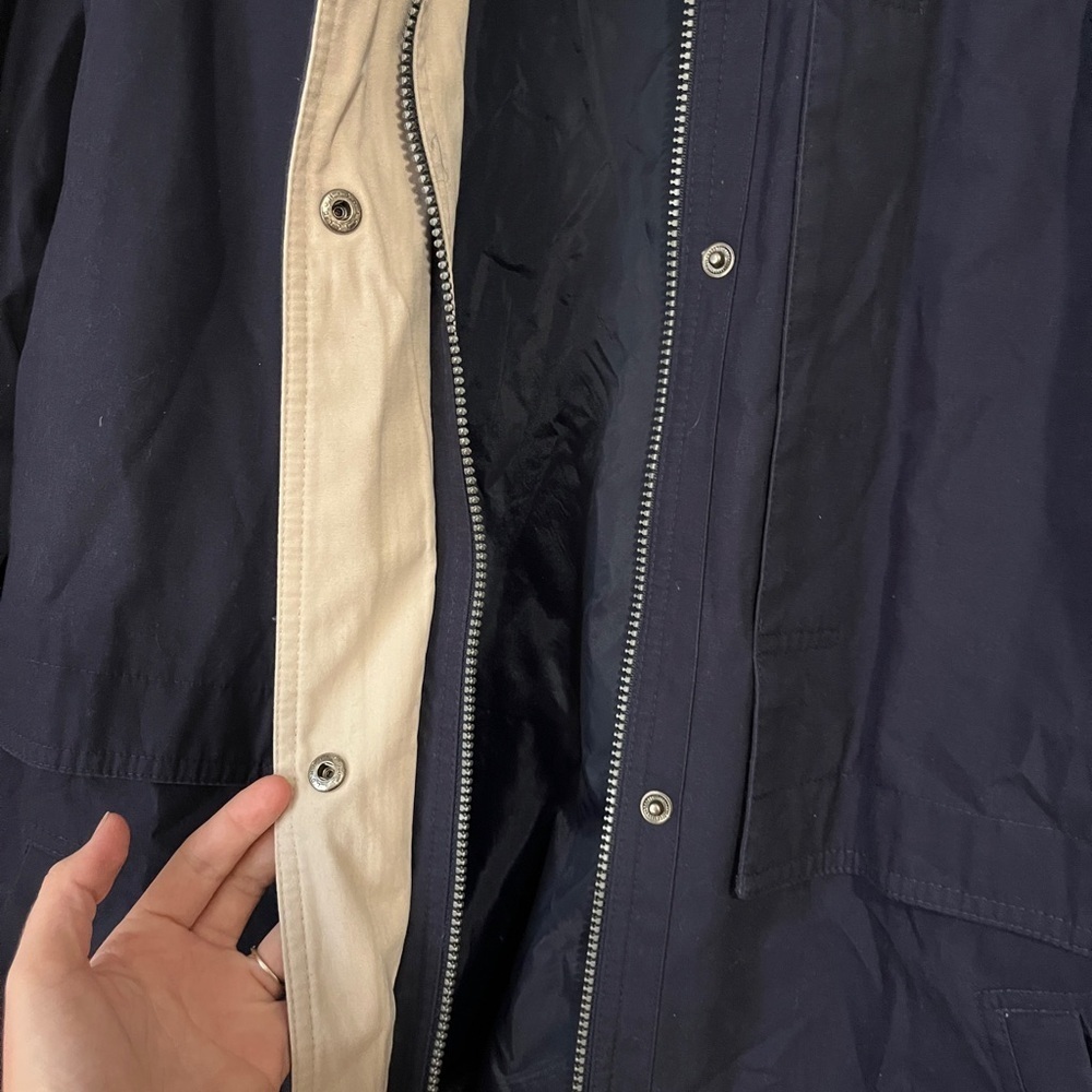 London Fog Limited Edition Jacket - Dark Blue and Light Tan Trim Size S - Picture 4 of 12